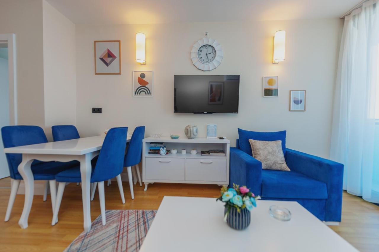 Orbi City Center Sea View Aparthotel Batumi Bagian luar foto