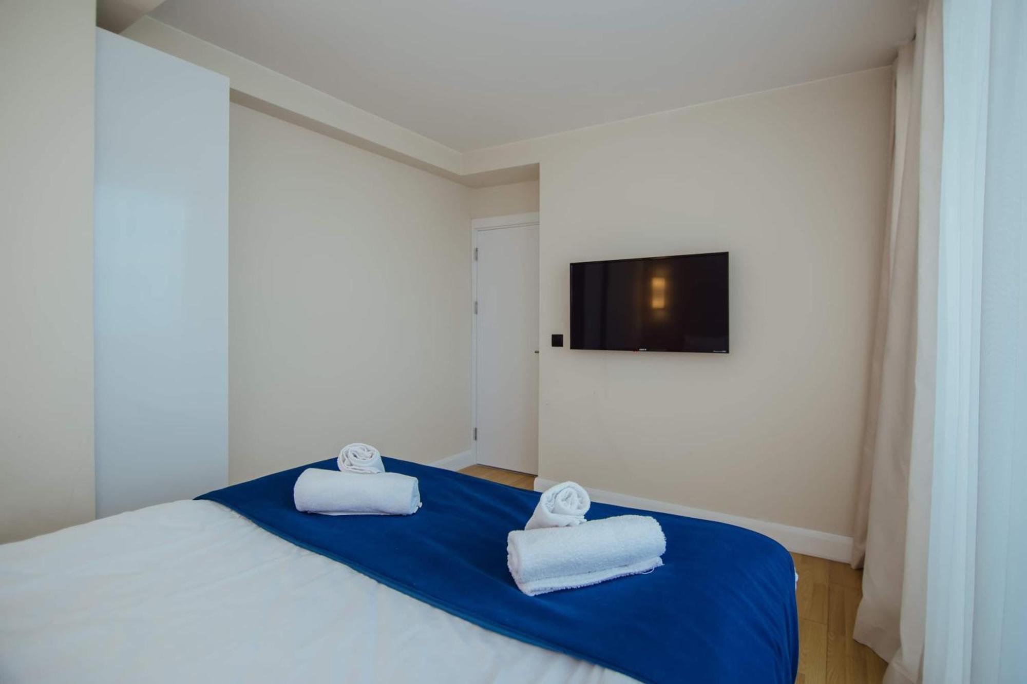 Orbi City Center Sea View Aparthotel Batumi Bagian luar foto
