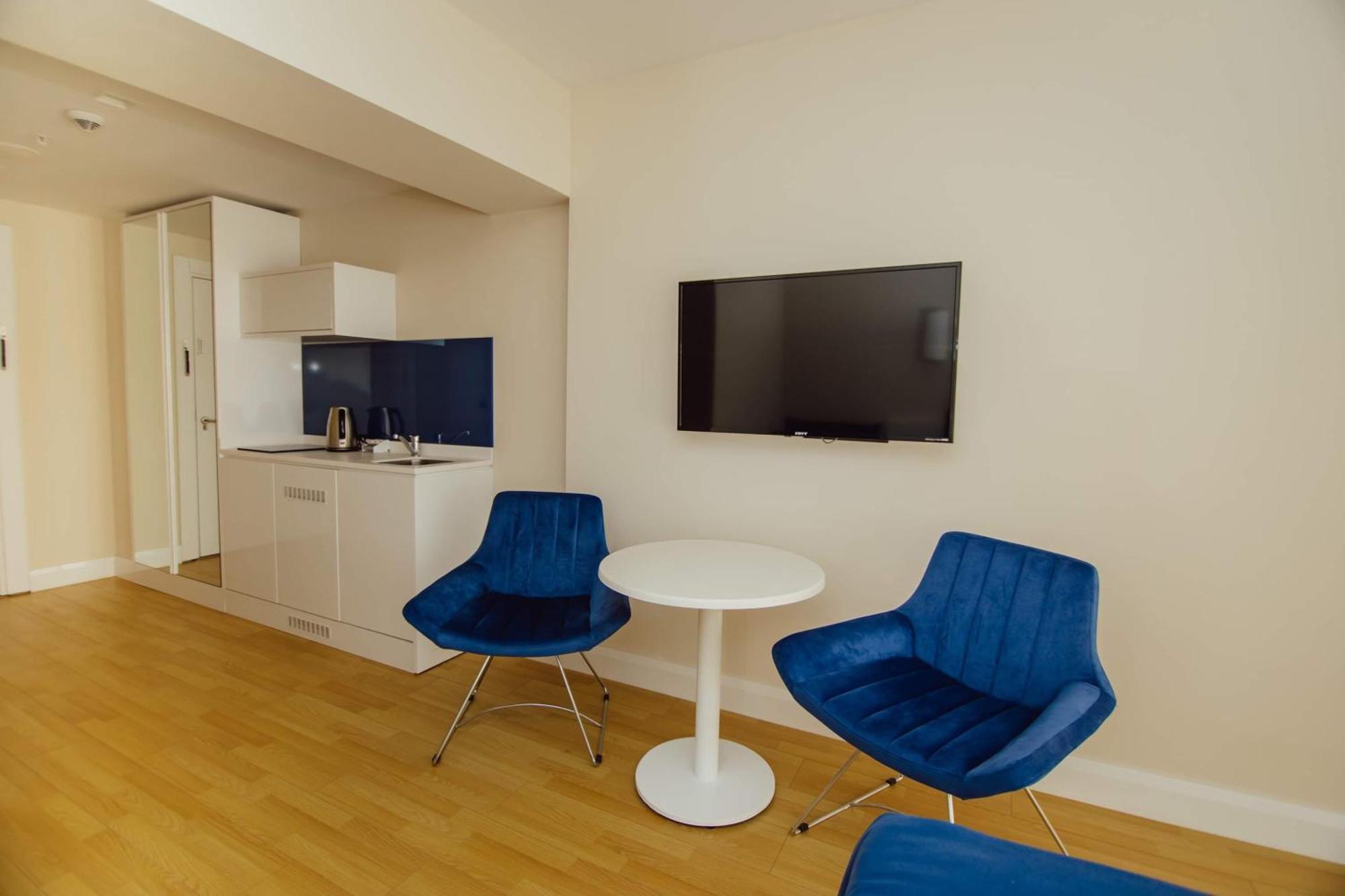 Orbi City Center Sea View Aparthotel Batumi Bagian luar foto