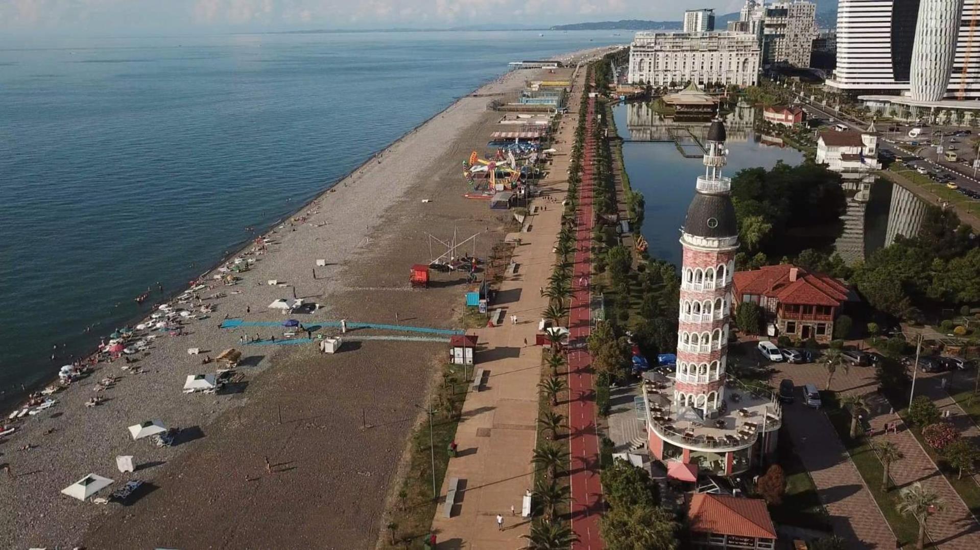 Orbi City Center Sea View Aparthotel Batumi Bagian luar foto